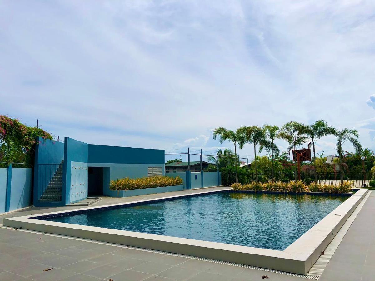 Condo W/ Balcony Near Mactan International Airport Lapu-Lapu City Zewnętrze zdjęcie