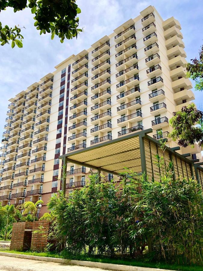 Condo W/ Balcony Near Mactan International Airport Lapu-Lapu City Zewnętrze zdjęcie