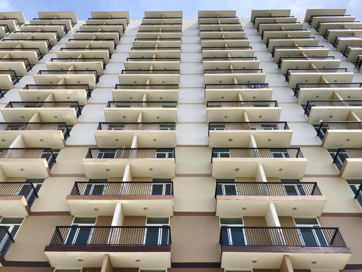 Condo W/ Balcony Near Mactan International Airport Lapu-Lapu City Zewnętrze zdjęcie