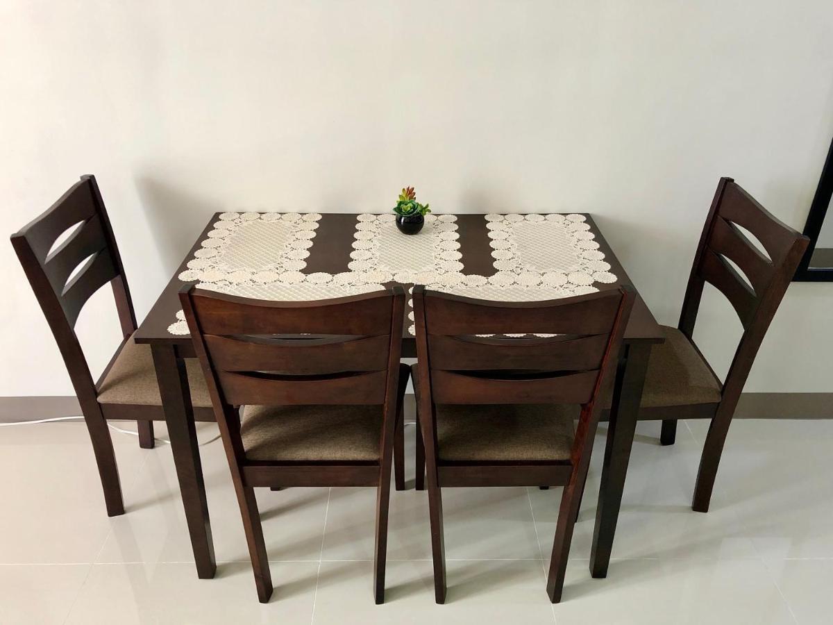 Condo W/ Balcony Near Mactan International Airport Lapu-Lapu City Zewnętrze zdjęcie